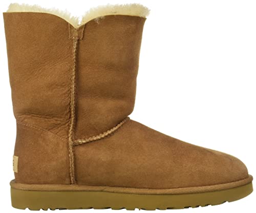 UGG Women's Bailey Button II Boot, Chestnut, 10
