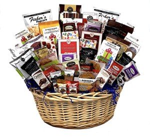 Italian Gourmet Gift Basket with Treats and Snacks