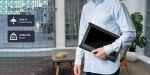 Portable Tri-Screen Monitor Extender for Laptops