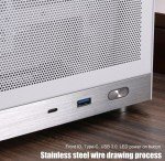 Mini-ITX Gaming Case with USB 3.0 Type-C