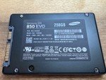 Samsung 850 EVO 250GB SATA III Internal SSD
