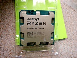 AMD Ryzen 9 7900X 12-Core Processor 4.7GHz
