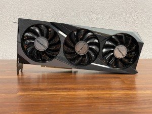 GIGABYTE NVIDIA RTX 3070 8GB GDDR6 Graphics Card GV-N3070GAMING OC-8GD READ!