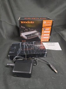 Tenda 8-Port Gigabit Desktop Switch SG108 NEW