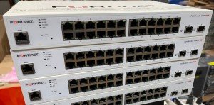 Fortinet FortiSwitch FS-124D-POE 24-Port Switch