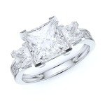 Stunning 14k White Gold Three-Stone Engagement Ring