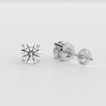 1 Carat Round Diamond Stud Earrings in White Gold