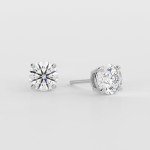 1 Carat Round Diamond Stud Earrings in White Gold