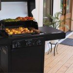 Char-Broil® Pro Series™ 3-Burner Gas Grill with Griddle