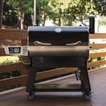 recteq Flagship 1100 Wi-Fi Pellet Grill Smoker