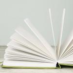 Prudiut Hardcover Pocket Sketchbook, 5" x 5" Square Mini Sketchbook, 98lb/160gsm Heavyweight Tiny Sketch Book, 80 Sheets Small Travel Drawing Journal for Adults, Artist, Ideal for Gift (Emerald Green)