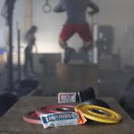 CLIF BUILDERS Protein Bar - Chocolate Peanut Butter Flavor - 20g Plant Based Protein - Gluten Free - Non-GMO - Low Glycemic - No Artificial Sweeteners - 2.4 oz.