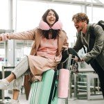 urnexttour Travel Pillow and Blanket Set Neck Pillows Travel Essentials with Sleep Mask for Airplane Car Memory Foam Pink