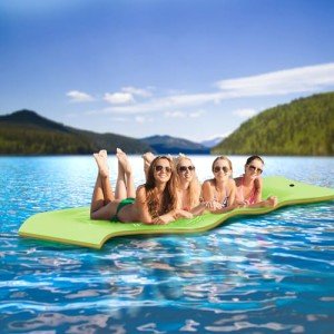 WARMOUNTS Floating Water Pad for 4 Person, 13 x 5 FT Tear-Resistant 3-Layer XPE Foam Floating Mat Recreation & Relaxing for Lake Pool River Ocean Boats Outdoor Water Activities