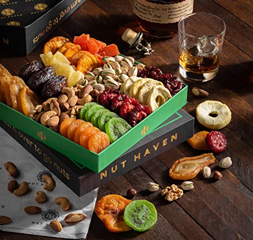 Holiday Dried Fruit & Nut Gift Basket