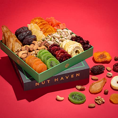Holiday Dried Fruit & Nut Gift Basket