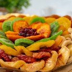 BONNIE AND POP - Dried Fruit and Nut Gift Basket | Healthy Assorted Natural Snack Gift Tray | Extra Large Variety Food Tray Party Platter- Christmas, Holiday, Easter, Birthday, Sympathy, Office, Men, Woman, Him, Her Husband, Wife, Families | Bonnie and Pop