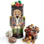 BONNIE AND POP - Christmas Gift Baskets | Holiday Chocolate, Cookies and Gourmet Sweets and Snacks | Christmas Candy Food, Holiday Care Package for Families, Friends, College, Office, Men, Women, Students, Her, Mom Him Stocking Stuffer Idea | Bonnie and Pop