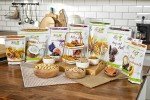 Anna and Sarah Premium Dried Fruit-Nuts-Seed and Trail Mix(Trail Mix, Papaya, Pineapple,Cranberry, Black Jumbo Raisin and Pumpkin Seed) in Wooden Gift Basket Kosher-Halal For Christmas-Holiday for Mom-Dad-Boy-Girl everyone