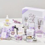 Peacoeye Gifts for Women Spa Gifts Lavender Bath Gift Baskets Relaxing Self Care Gift for Mom Her Sister Wife Auntie Home Bath Kit Care Package Birthday Friendship Gift Ideas