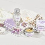 Peacoeye Gifts for Women Spa Gifts Lavender Bath Gift Baskets Relaxing Self Care Gift for Mom Her Sister Wife Auntie Home Bath Kit Care Package Birthday Friendship Gift Ideas