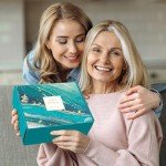 50th Birthday Gifts for Women，Gift Set for Women 1975 Canvas Tote Bag 50th Birthday Gift for Her Unique Gifts Basket for Her Turning 50 Mom Wife Sister Friend