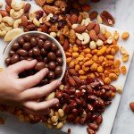 Hickory Farms Sweet & Salty Nuts Gift Box - Parties | Mother's Day | Father's Day | Holiday and Christmas Nut Mix, Holiday Gift Basket, Christmas, Great for Snacking, Housewarming, Food Care Package, Thank You