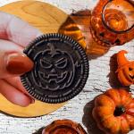 OREO Orange Creme Chocolate Sandwich Cookies, Limited Edition, Halloween Cookies, 18.71 oz