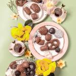 BONNIE AND POP - Valentines Day Gift Basket for Women | Chocolate Gift Box for Woman | Gift Set for Valentines, Her, Mom, Wife, Girlfriend, Lover, Romantic | Bonnie and Pop