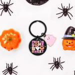 Uneedity Halloween Gifts for Her Him Teen Girls Young Lady Female Child Women Men Funny Halloween Boo Basket Ideas Gift on Halloween Cool Ghost Keychain Gifts（Black）