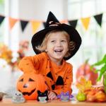 Muyiz 4 Pack Knitted Wool Halloween Toys with Positive Card Crochet Dolls for Halloween Party Favors Treat Bags Cheer Up Gifts