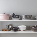 Vermicula NBG26R Cast Enameled Pot, 10.2 inches (26 cm), Natural Beige, Waterless Cooking, Exclusive Recipe Book Included, Oven Pot Round