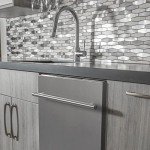 ZLINE 24 in. Top Control Dishwasher in Stainless Steel with Stainless Steel Tub