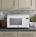 GE JES1657DMWW Microwave Oven, 1,150-watt Capacity, 1.6 Cubic Ft, 8 Auto Cooking Settings, Kitchen Essentials for The Countertop, Dorm Room or Apartment, White, Old Cu