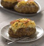 GE JES1657DMWW Microwave Oven, 1,150-watt Capacity, 1.6 Cubic Ft, 8 Auto Cooking Settings, Kitchen Essentials for The Countertop, Dorm Room or Apartment, White, Old Cu