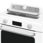 SMEG COF01Countertop Combi Oven - Multi-Function Grill, Air Fry, Steam, Bake, Convection, Defrost, and Warm, 10 Cooking Functions - Made In Italy (White)