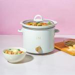 Paris Hilton 3.5-Quart Manual Slow Cooker, Features Three Settings (Low, High, Warm), Naturally Nonstick and Dishwasher Safe Stoneware Insert, Family Sized Capacity, White