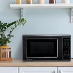 0.7 cu. ft. Countertop Microwave 700-Watt Digital Touch