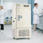 VEVOR Ultra Low Temperature Freezer, 28 L, −40℉ to −123℉ Adjustable Temp Range, with Rollers and Digital Display, 304 Stainless Steel Liner, Low Temperature Lab Freezer for Laboratory Samples Storage