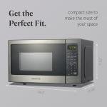 Farberware 0.9 Cu. Ft. Countertop Microwave Oven – 900 Watts Power, Auto Cook Settings, Defrost, Easy Clean and Child Safety Lock - Stainless