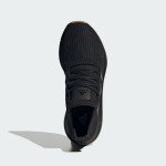 adidas mens Swift Run Core Black/Core Black/Core Black 11