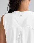 SANTINY Women's Sleeveless Workout Tops Breathable Lightweight Active Tennis Yoga Shirts Athletic Running Tank Tops for Women (White_L)
