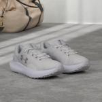 Under Armour Women's Charged Surge 4, (100) White/Distant Gray/Metallic Silver, 8.5, US