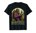 Vintage Bigfoot Stole My Weed 420 Marijuana Funny Men T-Shirt