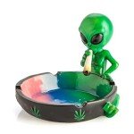 Alien 420 Leaf Cigarette Ashtray Ash Tray