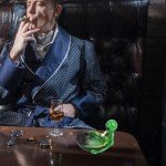 Ashtray, Cute Cool Hand-Painted Resin Ash Tray for Cigarettes and Cigar, Must Haves Funny Fantasy Home Decor Christmas Gift for Smoker, Tabletop Ornament for Indoor Outdoor Apartment Patio Use (Green)