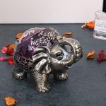 Gusnilo Elephant Ashtray with Lid - Windproof Metal Ashtray for Outdoor & Indoor Use, Practical Vintage Decoration - Purple