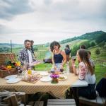 YIANI Cute Mushroom House Ashtrays with Storage - Cool Ashtrays for Weed Smokers and Bong Users with Smoking Accessories Collection(Mushroom Ashtray)