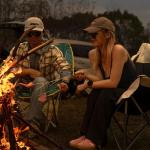 Oversized Camping Chair for Adults – Heavy Duty Folding Chair with Cup Holders, Storage Pocket & Carry Bag – Outdoor Padded Camp Chair for Camping, Backyard, Fishing & Sports – Supports 400lbs