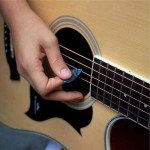 60 Guitar Picks with Organizer Box - Assorted Sizes
